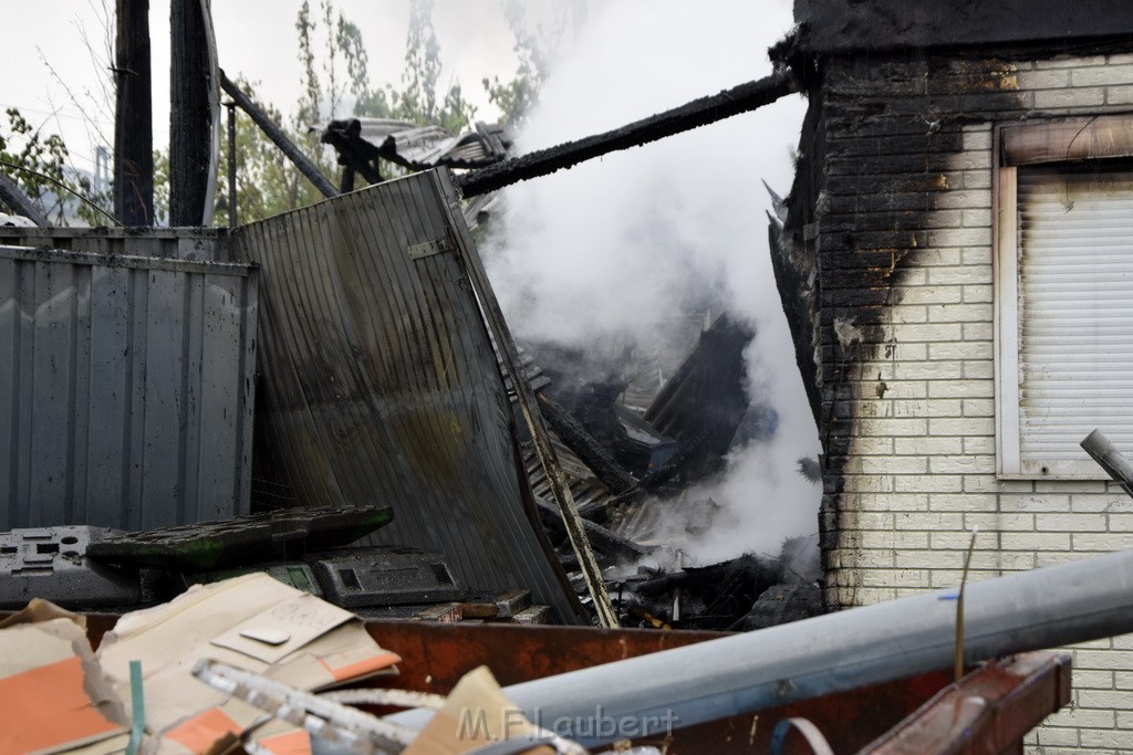 Feuer 4 Bergisch Gladbach Gronau Am Kuhlerbusch P126.JPG - Miklos Laubert